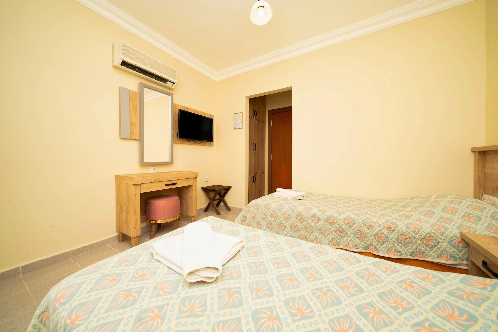 Hotel Imparator Олудениз Екстериор снимка